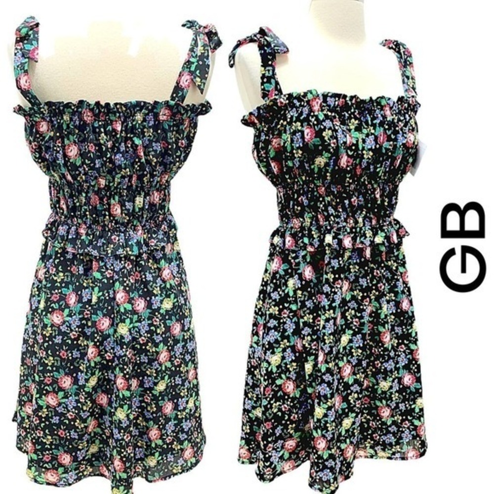 Gianni Bini NWT Y2K 90s-Inspired Smocked Floral Spring Summer Midi‎ Dress JR MED